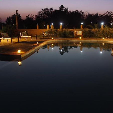 Kanha Village Eco Resort Extérieur photo