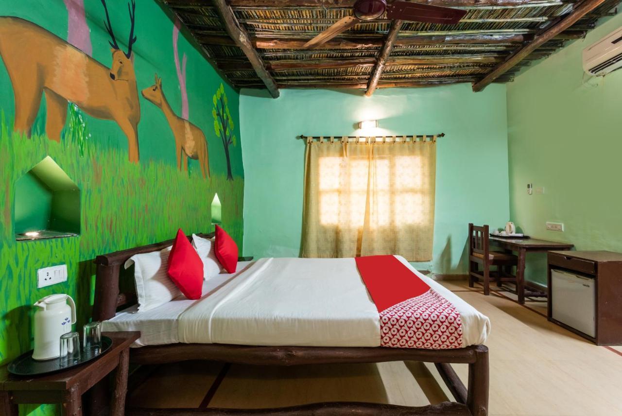 Kanha Village Eco Resort Extérieur photo
