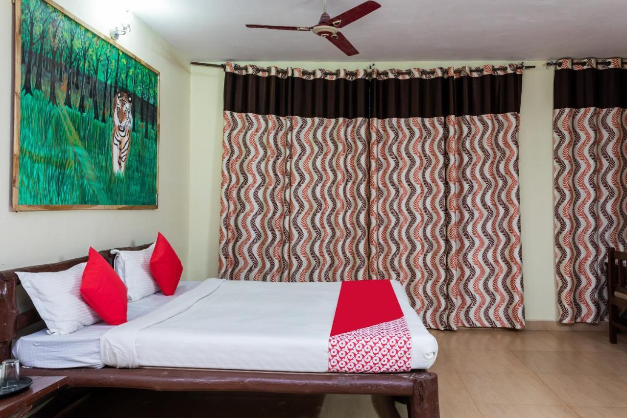 Kanha Village Eco Resort Extérieur photo